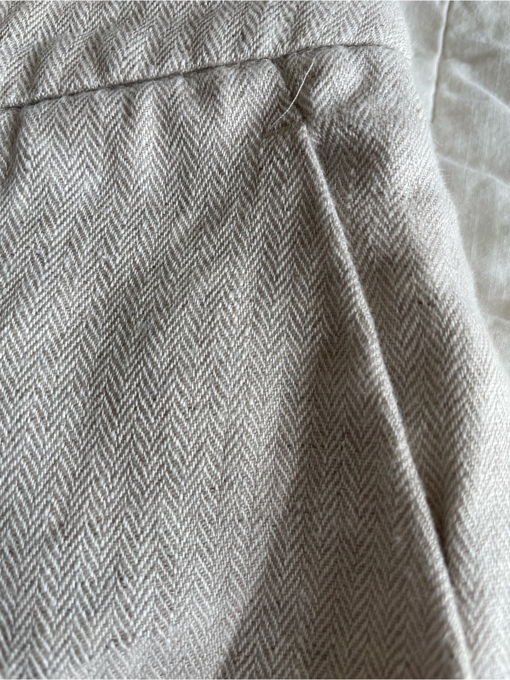 J. Crew Cream Herringbone Skirt/Bottom - Size 2 - Picture 2 of 5